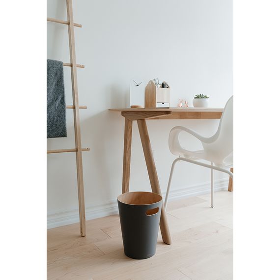 Корзина для мусора Woodrow серая, Umbra, фото , изображение 2